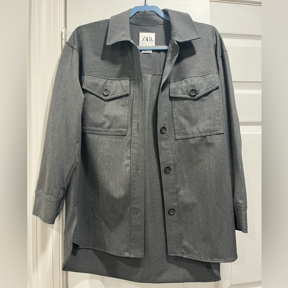 Zara Women’s Gray Button Down Shacket Jacket